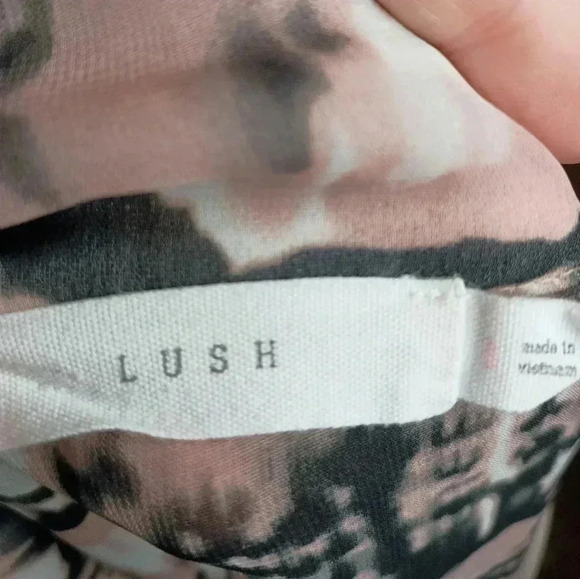 LUSH Pretty Sheer Butterly Pastel Animal Print pink blush Mobwife Tunic top - Picture 2 of 6